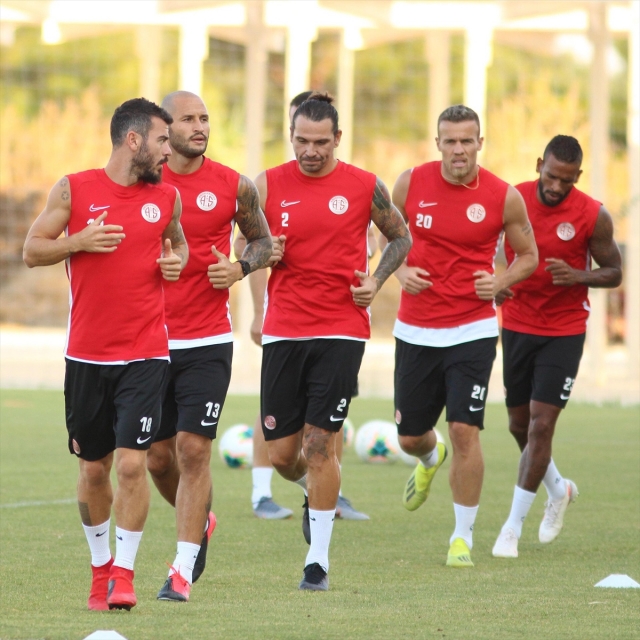 Fraport TAV Antalyaspor'da Medipol Başakşehir maçı hazırlıkları