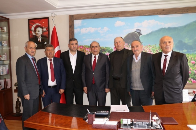 Gülbirlik Yönetim Kurulu, Mahmut Demir'e Güven Oyu Verdi