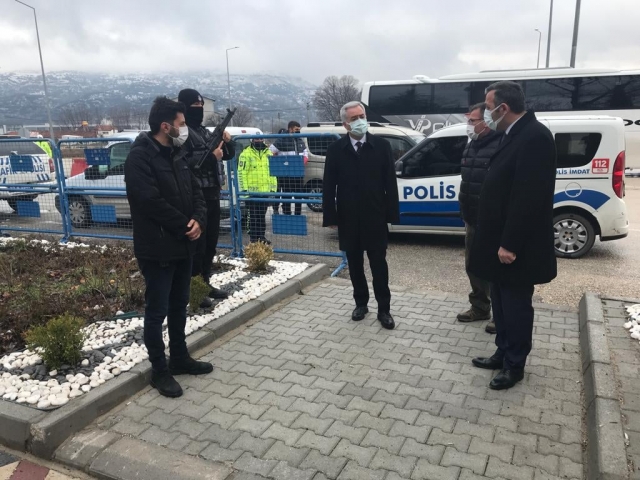 Haber: Isparta Valisi Seymenoğlu Sav Kasabası'ında