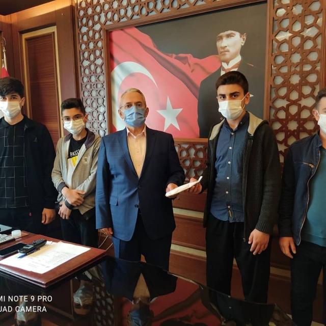 HAFIZLIK ÖĞRENCİLERİNDEN FİLİSTİNE YARDIM