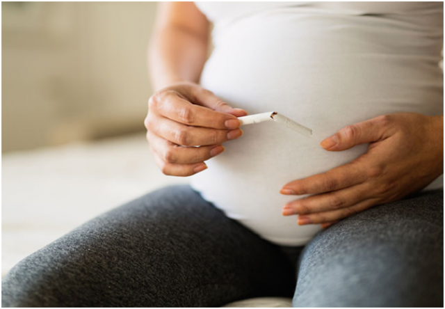 Hamileyken sigara içmek zararlı mı?