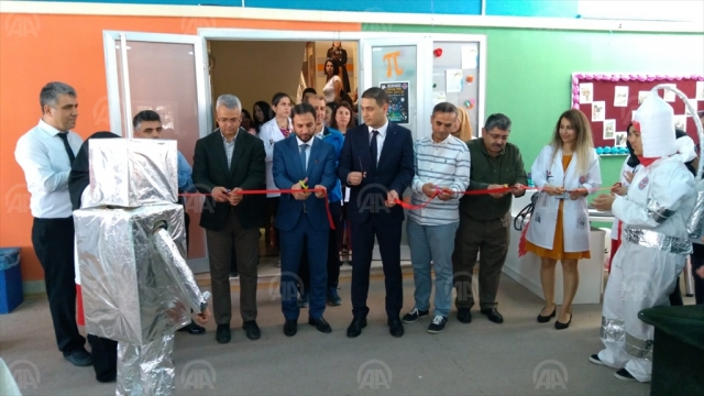 Hatay'da 4006 TÜBİTAK Bilim Fuarı 