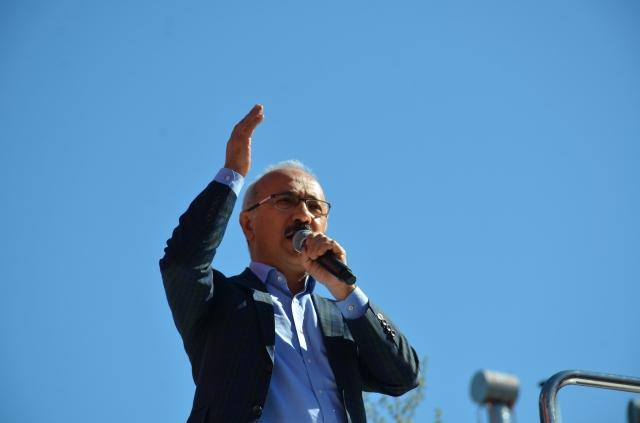 ​"Hizmet dışında başka bir şey düşünmüyoruz"