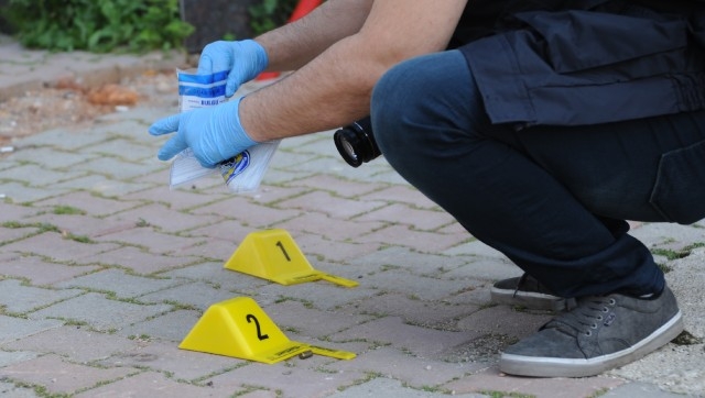 İş yerinin kurşunlanması güvenlik kamerasında