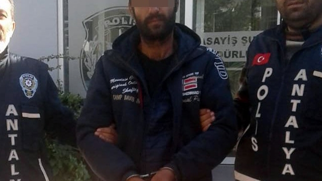 Isınmak için ambulans çalan şüpheli tutuklandı