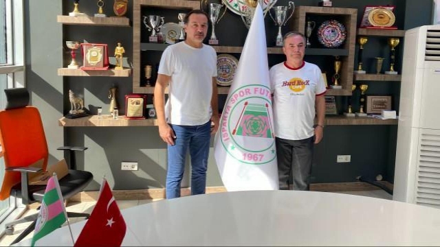  Isparta 32 Spor, teknik direktör Yusuf Şimşek ile anlaşmaya vardı