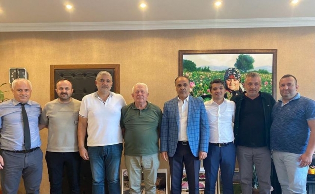 Isparta 32 Spor Yönetimi, Özel İdare Genel Sekreteri Zadeoğlu'nu Ziyaret Etti