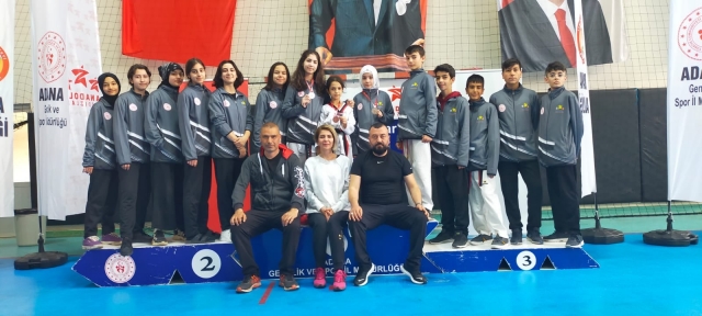 ISPARTA ANALİG TAEKWONDO KIZ TAKIMI YARI FİNALE YÜKSELDİ