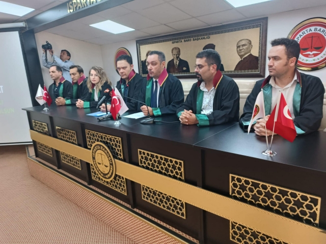 Isparta Barosu 2023-2024 Adli Yıl Açılış Programı Basın Açıklaması