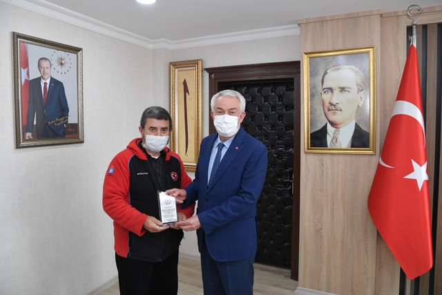 Isparta Belediye Başkanı: “Sporun ve
sporcunun her zaman yanındayız”