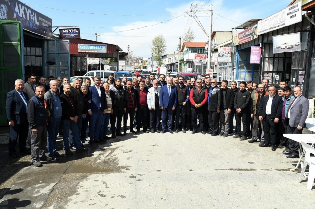 Isparta Belediye Başkanı Şükrü Başdeğirmen, Yeni Sanayi Sitesi Esnaflarıyla Buluştu
