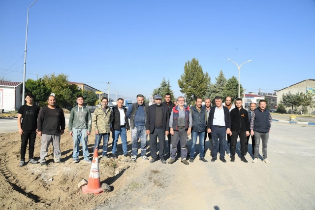 Isparta Belediyesi, Gül Küçük Sanayi Sitesi'nde Trafik Güvenliği İçin Önemli Bir Adım Attı