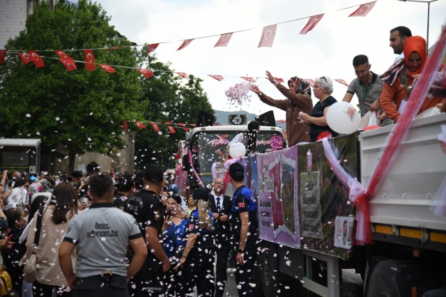 Isparta’da gül zamanı
festivalle renklenecek
