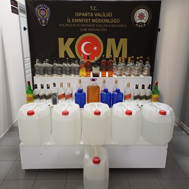 Isparta’da Kaçak Alkol Operasyonu: 4 Şüpheli Hakkında İşlem Başlatıldı