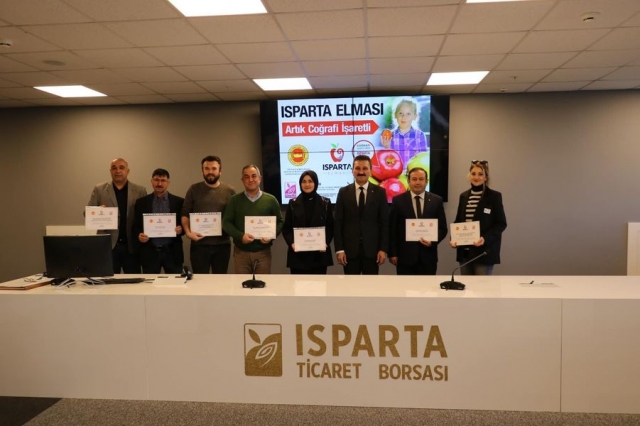 Isparta Elması'na Coğrafi İşaret Tescili Aldı: 8 İhracatçı Firma Onayı Aldı!