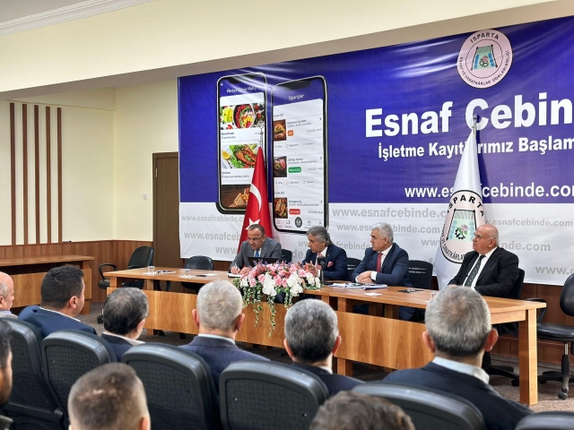 Isparta Esnaf ve Sanatkarlar Odaları Birliği'nden Borç Yapılandırması Bilgilendirme Toplantısı
