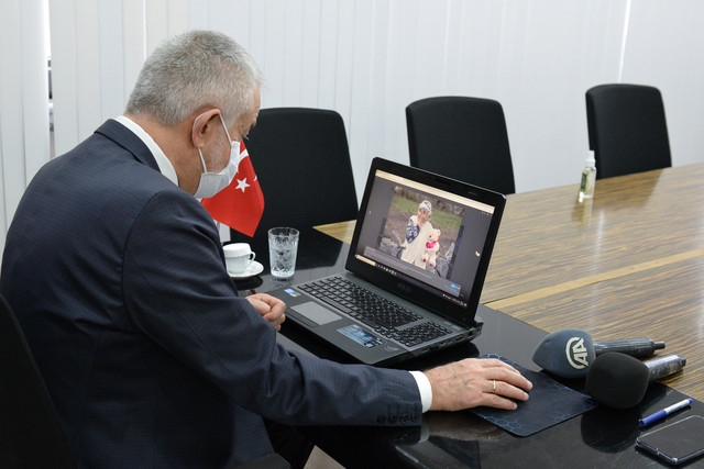 Isparta Haber:  Başkan Başdeğirmen AA’nın Yılın Fotoğrafları Oylamasına Katıldı