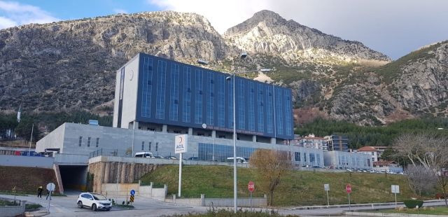 ISPARTA HABER: ÇOCUKLARIMIZ DOKTORUNA KAVUŞTU