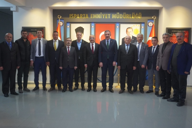 Isparta Haber: Esnaf teşkilatından Polis
teşkilatına kutlama ziyareti