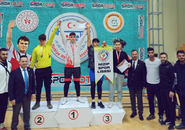 ISPARTA HABER: HALTERDE BAŞARI