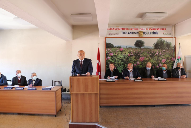 Isparta Haber:  İslamköy’de organik gül hasadı