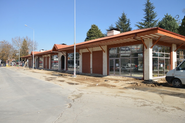 Isparta Haber: IYAŞ AVM önündeki 6 işyeri ihaleye çıkıyor