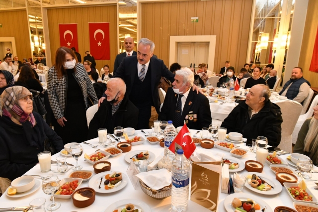 Isparta Haber: Kahraman Gazilerimizle iftar programında buluştuk