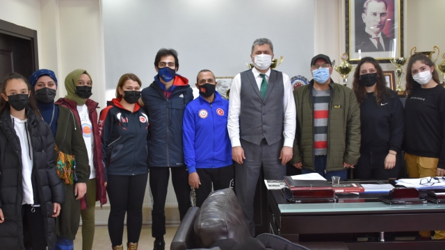 ISPARTA HABER: KİCKBOKSCULAR'DAN BÜYÜK BAŞARI