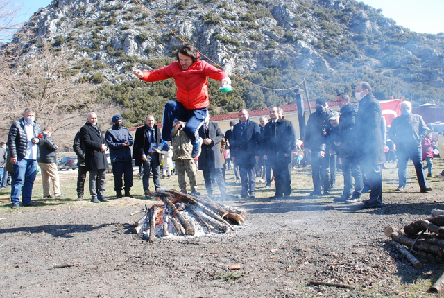 Isparta Haber: ​Nevruz Bayramı Eğirdir’de Coşkuyla Kutlandı