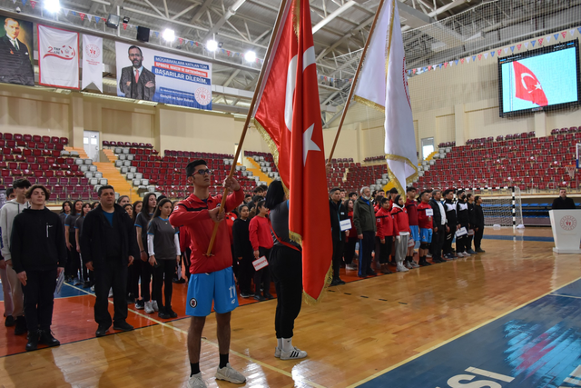 ISPARTA HABER: OKUL SPORLARI HENTBOL GRUP MÜSABAKALARI BAŞLADI