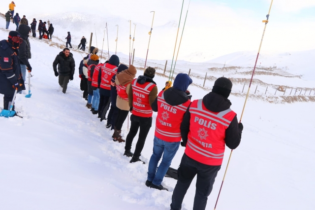 Isparta Haber: Polisler Arama Kurtarma Eğitimi Aldı