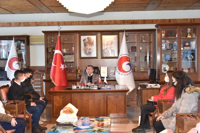 ISPARTA HABER: YAVRU VATANDAN EĞİRDİR'E GELDİLER