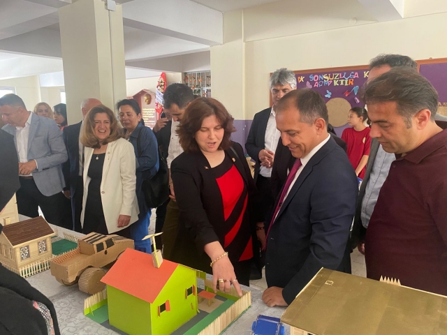  Isparta Halk Eğitim Merkezi Kursiyerlerinin Yılsonu Sergisi İlgiyle Karşılandı