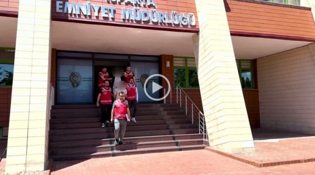 ISPARTA İL EMNİYET MÜDÜRLÜĞÜ, DOLANDIRICILARA KARŞI HIZLI MÜDAHALE EDİP MAĞDURİYETİ ENGELLEDİ