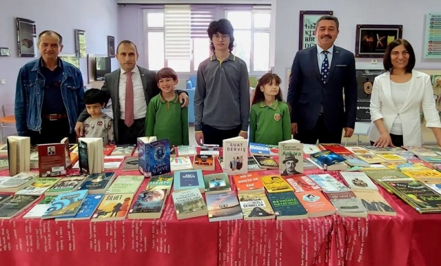 Isparta İl Kültür ve Turizm Müdürlüğü 59. Kütüphane Haftası'nda okuyucularına ödülleri dağıttı
