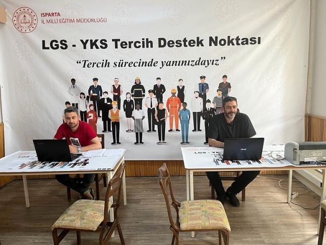 Isparta İl Millî Eğitim Müdürlüğü, LGS Tercih Döneminde Danışmanlık Hizmeti Sunuyor
