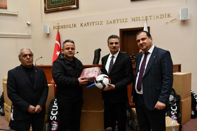 Isparta İl Özel İdaresi'nden Amatör Spor Kulüplerine Büyük Destek
