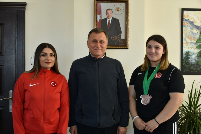 ISPARTA İL SPOR MERKEZLERİNDEN BAŞLAYAN
DÜNYA İKİNCİLİĞİNE UZANAN YOLCULUK