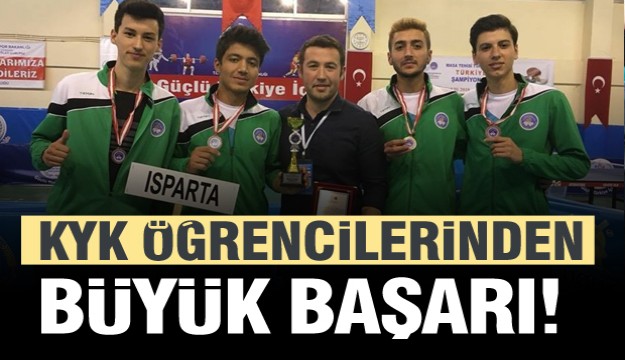  Isparta KYK Masa Tenisi Şampiyonası’nda Türkiye 3.’sü oldu   