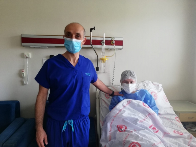 Isparta SDÜ Hastanesi Doğuştan Vajinası Olmayan Hastaya Umut Oldu