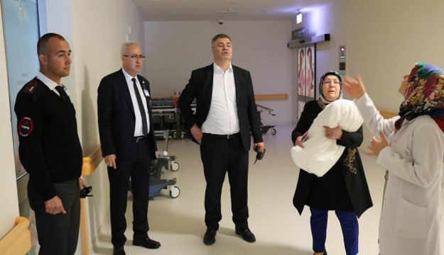  Isparta Şehir Hastanesi’nde bebek kaçırma olaylarına karşı "Pembe Kod" tatbikatı 