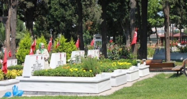 "Isparta Şehitliğinde 20 Nisan 2023 Perşembe Arife Günü Programı