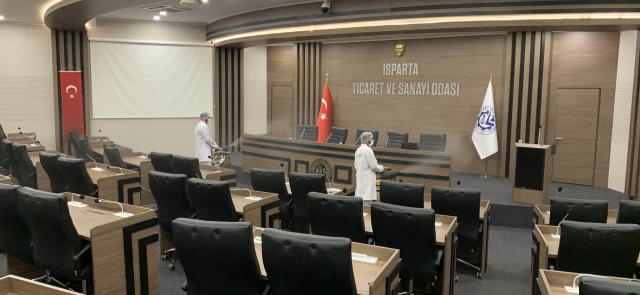Isparta Ticaret Odası'nda Dezenfeksiyon İşlemi 