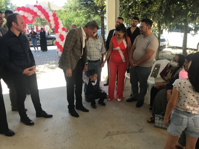 Isparta Valisi Aydın Baruş'tan anlamlı katılım