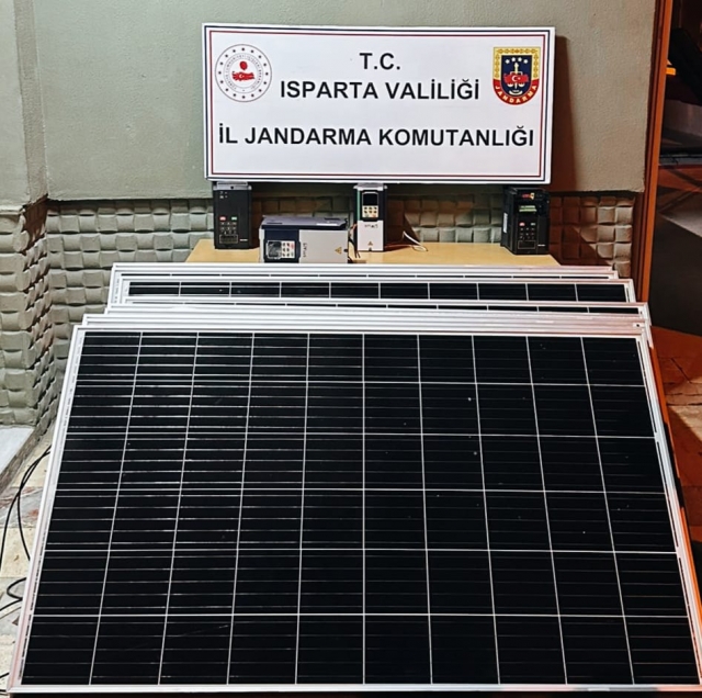 Isparta Yalvaç'ta Güneş Panelleri ve İnvertör Cihazları Çalındı