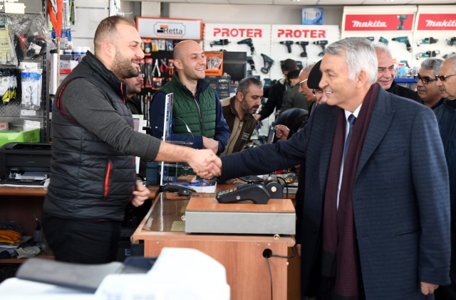 Isparta yeni sanayi sitesindeki esnaflarla bir araya geldi