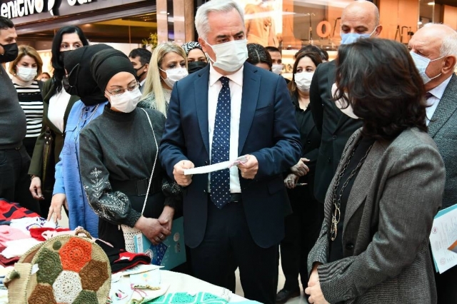 Isparta'da 25 Kasım Kadına Yönelik Şiddetle Mücadele Günü