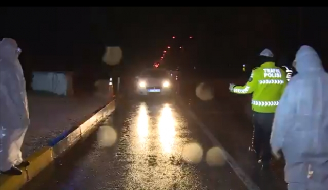 Isparta'da Araçlar tek tek durduruldu sürücü ve yolcuların ateşi ölçüldü