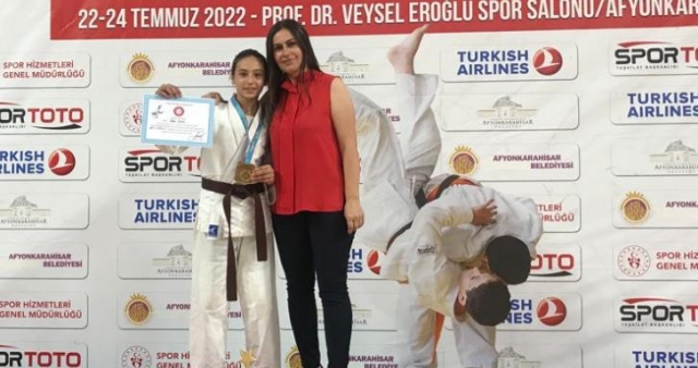 ISPARTA'DA BÜYÜK GURUR! TÜRKİYE ŞAMPİYONU OLDU