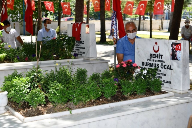 ISPARTA'DA DEMOKRASİ ŞEHİTLERİ HATIRA ORMANINA FİDAN DİKİLDİ

